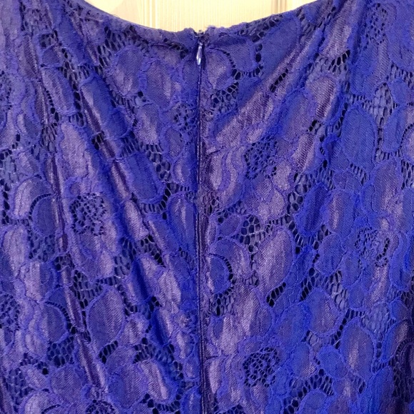 Chaps Women’s Sapphire Lace Dress - Picture 4 of 6